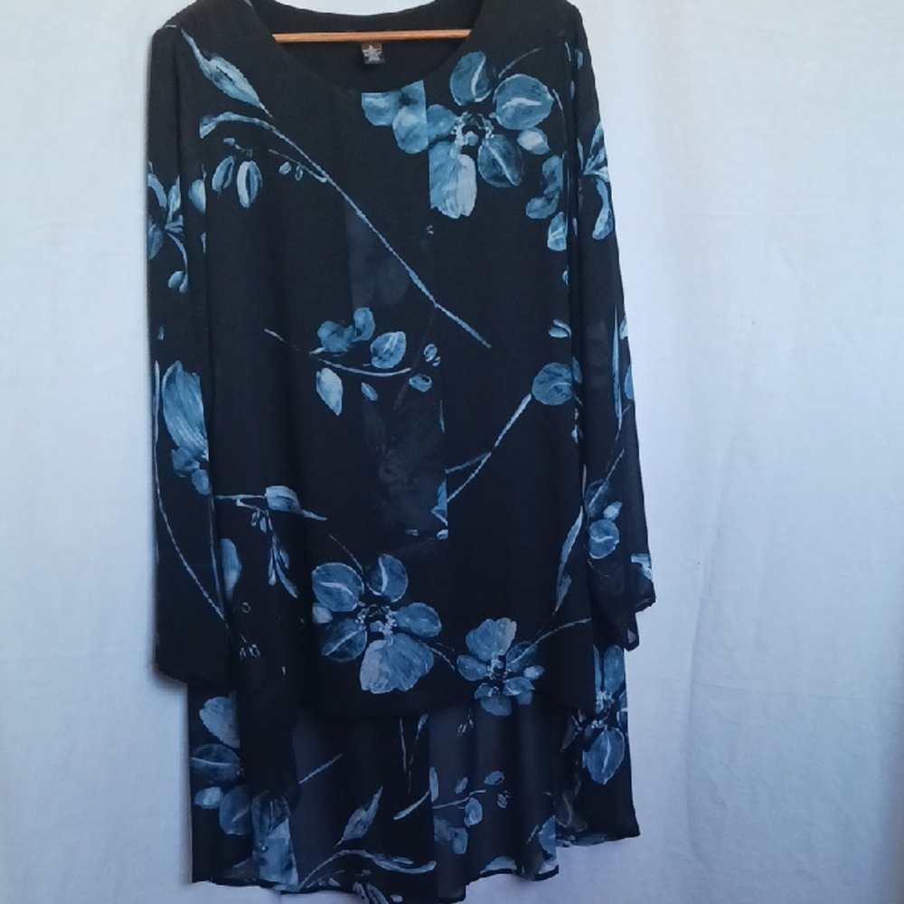 Pretty Alfani Long Sleeve Blouse